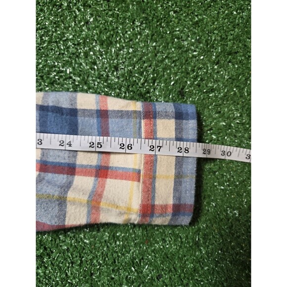 L.L.Bean Scotch Plaid Flannel Button Up Shirt (Women's M) - Picture 12 of 14